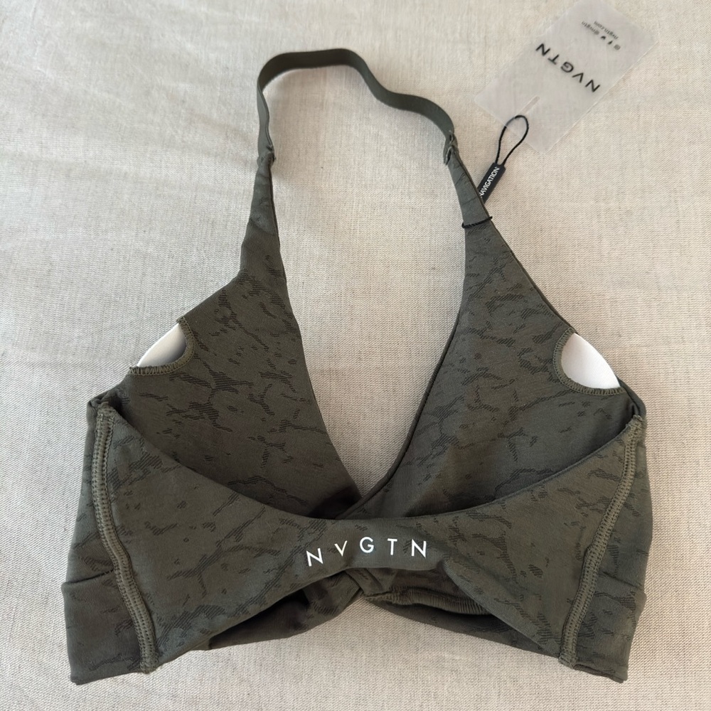 NVGTN Breakthrough Stunner seamless Halter bra